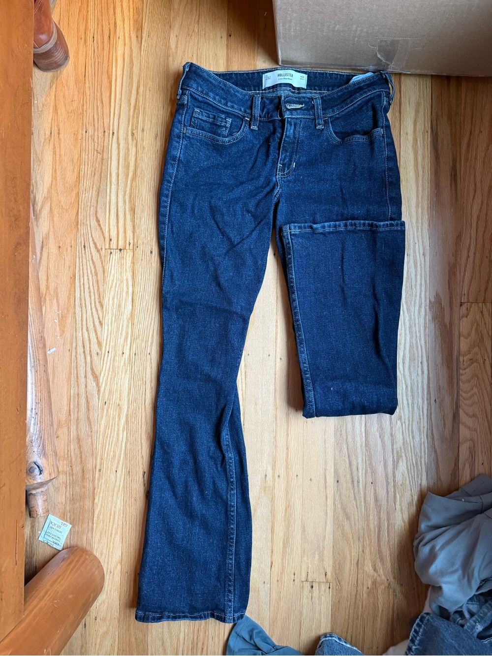 Hollister Women's Dark Indigo Bootcut Stretch Jeans